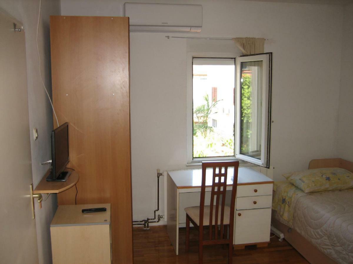 Tihi Apartman Ζαντάρ Εξωτερικό φωτογραφία